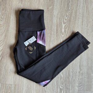 NWT ARDENE Black & Purple Leggings with Media Pockets S